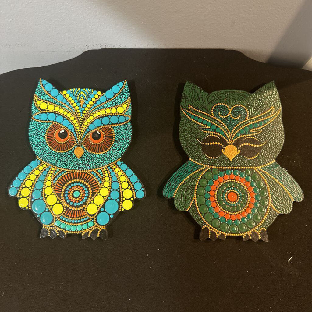 dot mandala owl large