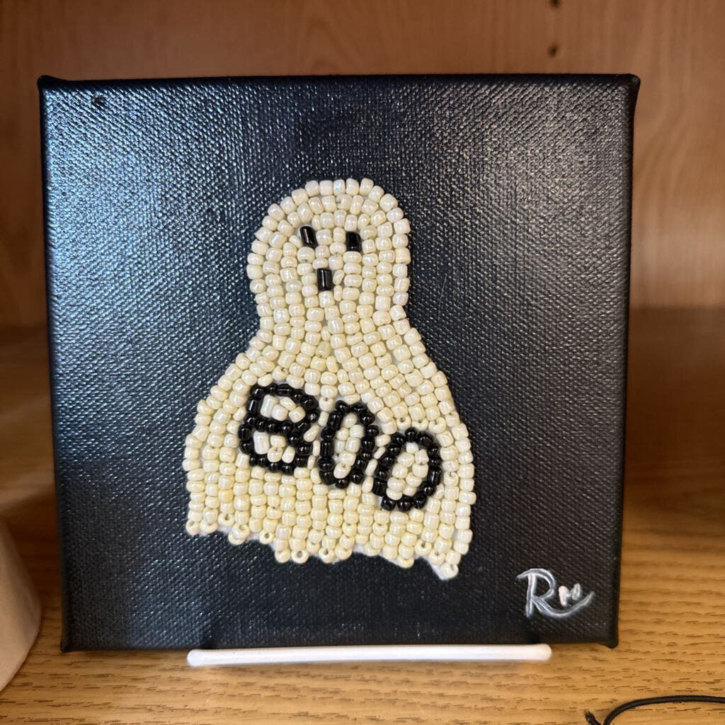 beaded boo ghost