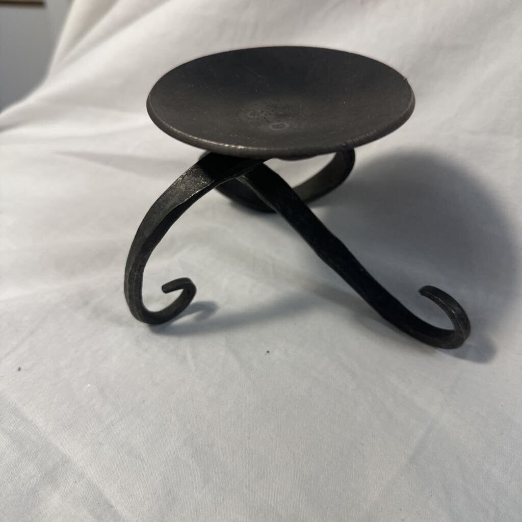 Blackthorne Forge - sculptural candle holder for pillars