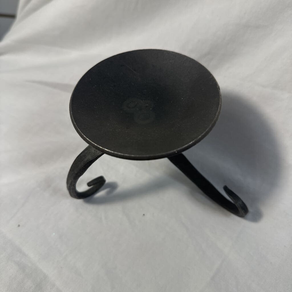 Blackthorne Forge - sculptural candle holder for pillars